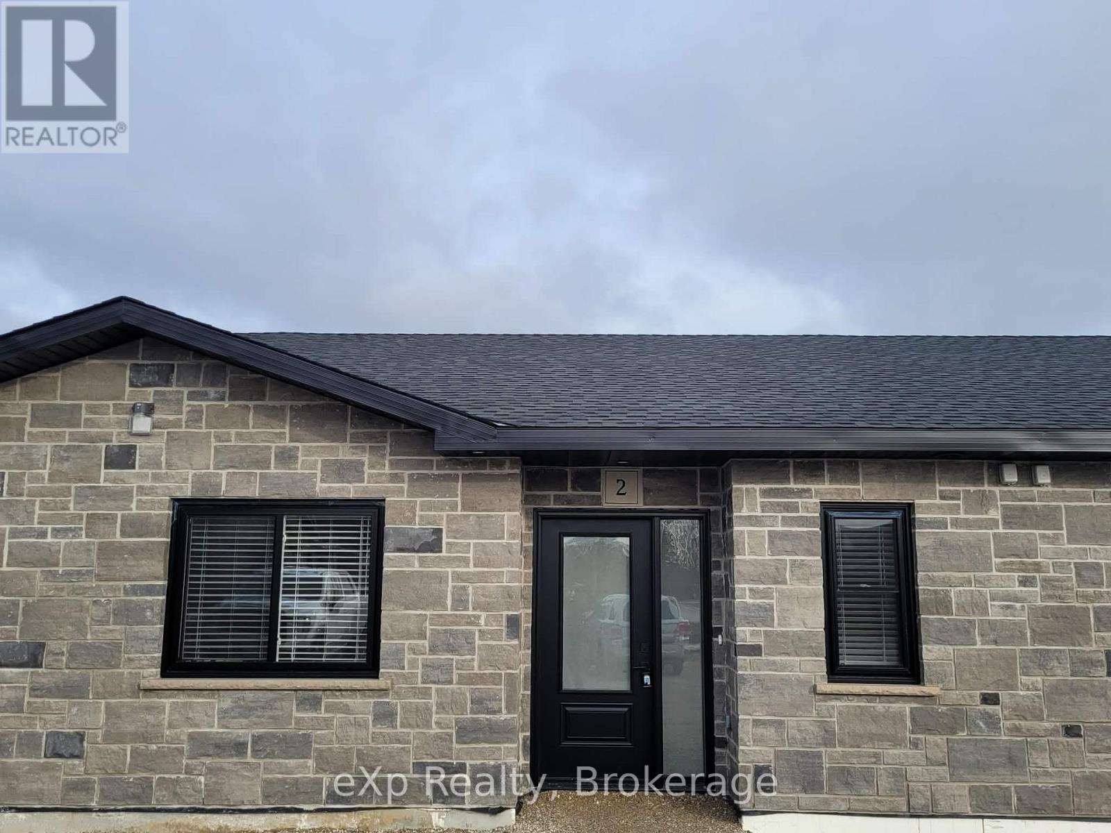 2 - 12 Malcolm Crescent, North Perth, Ontario N4W 0K3 - Photo 1 - X12955532