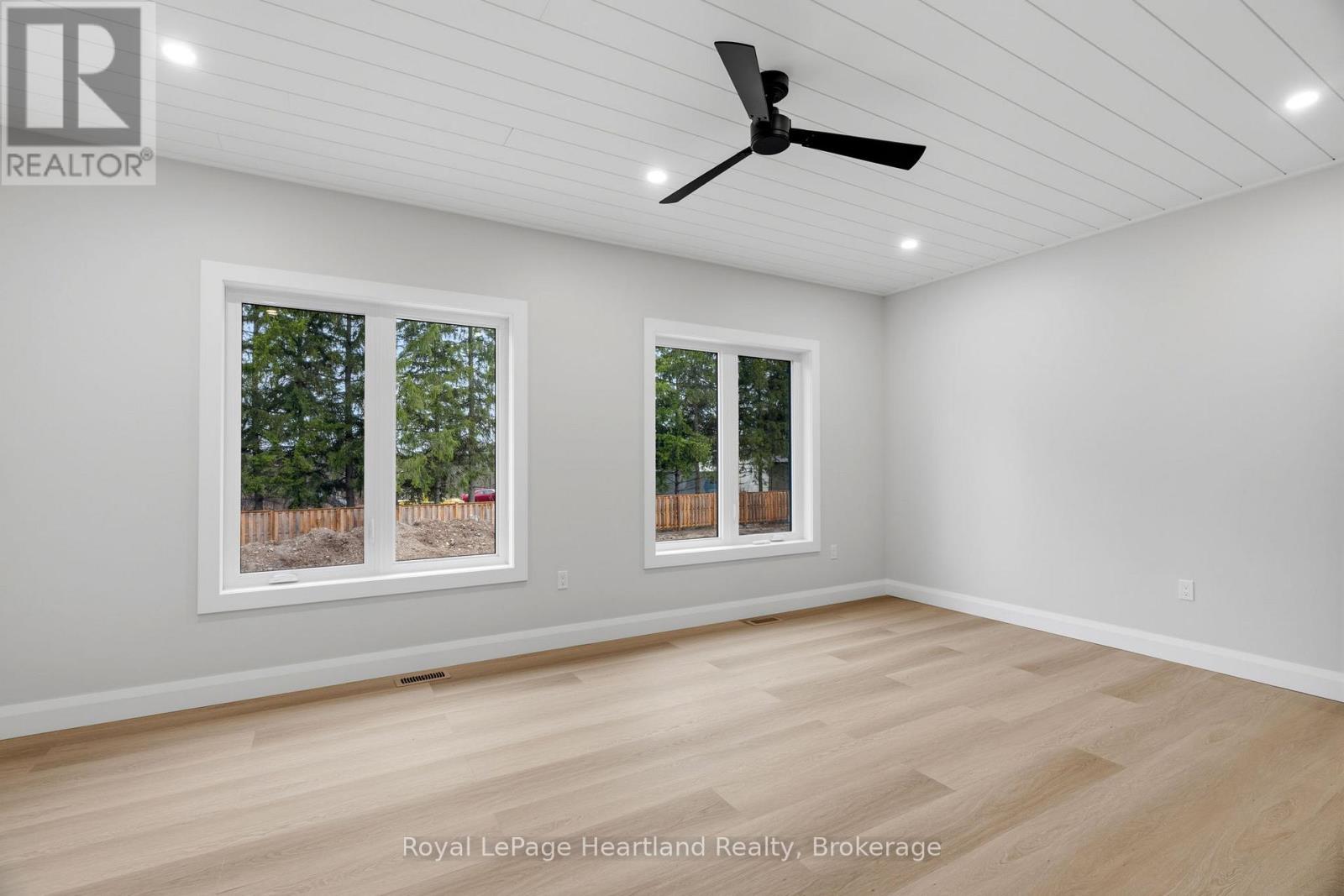 345 Turnberry Street, North Huron, Ontario  N0G 2W0 - Photo 33 - X12955900