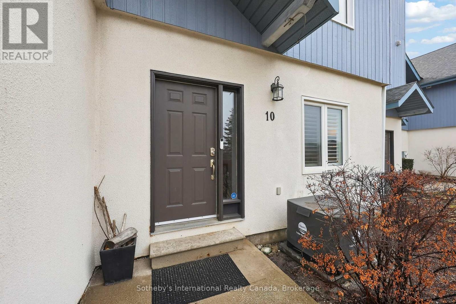 10 - 110 Kellie's Way, Blue Mountains, Ontario L9Y 0L6 - Photo 3 - X12955934