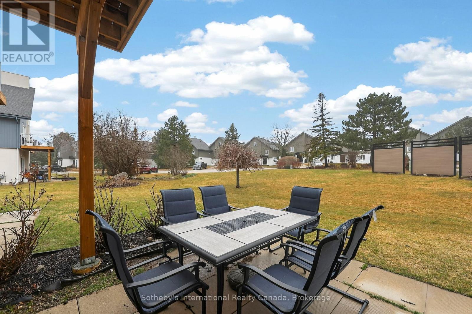 10 - 110 Kellie's Way, Blue Mountains, Ontario L9Y 0L6 - Photo 39 - X12955934