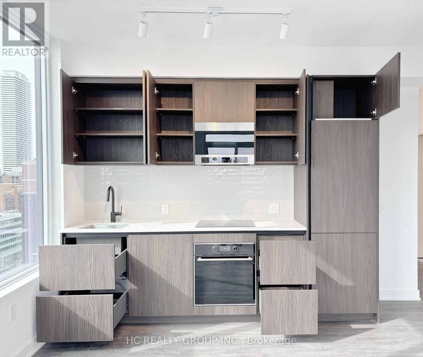 1512 - 127 Broadway Avenue, Toronto, Ontario  M4P 1V4 - Photo 8 - C12955912