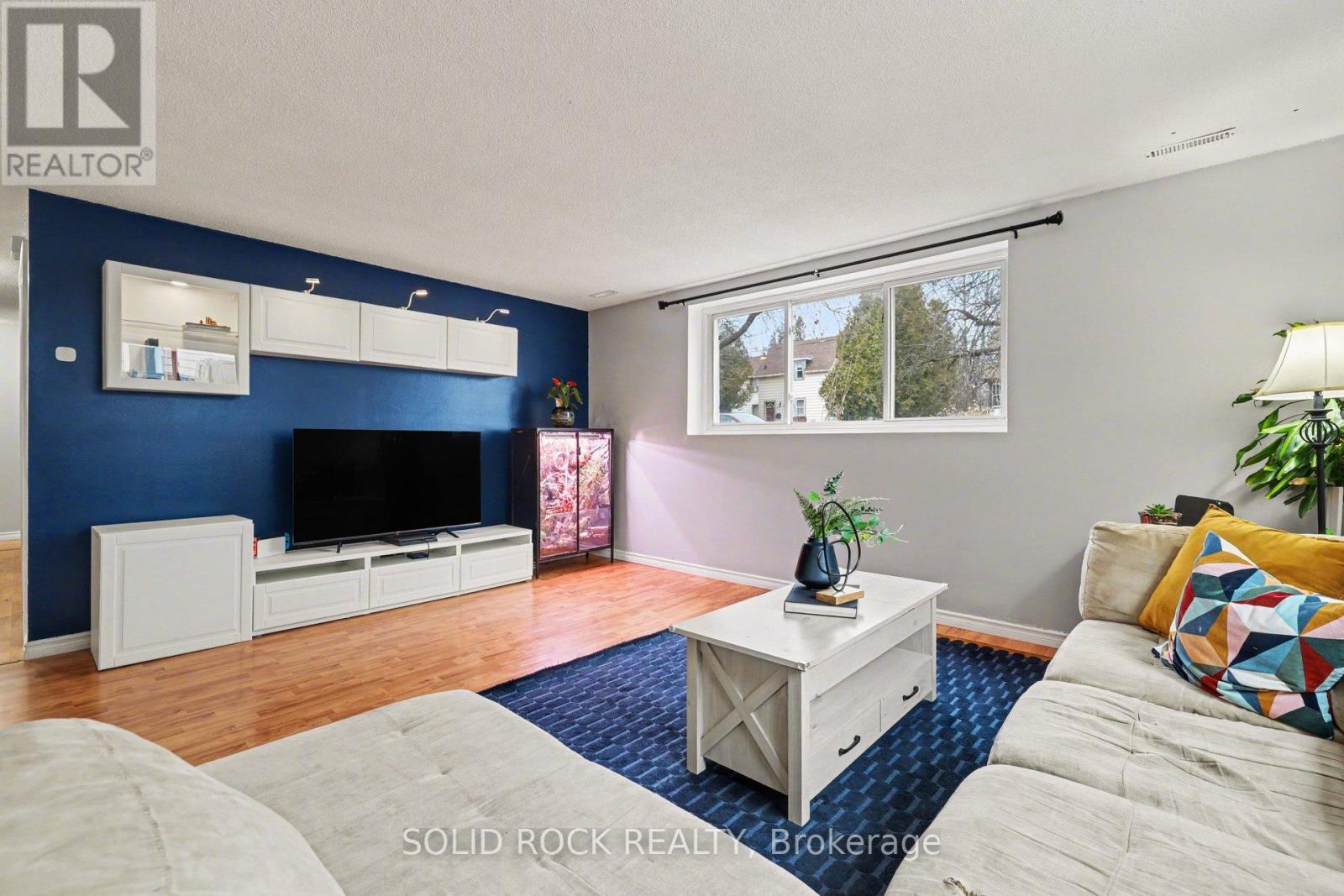 7 Leeds Street, Smiths Falls, Ontario  K7A 2M6 - Photo 20 - X12955894