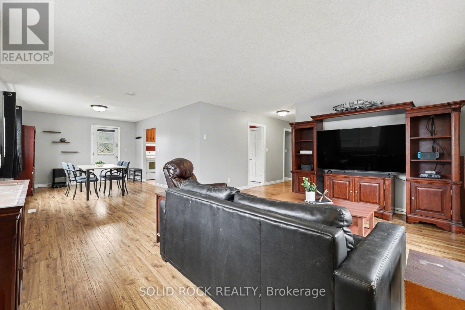 7 Leeds Street, Smiths Falls, Ontario  K7A 2M6 - Photo 6 - X12955894