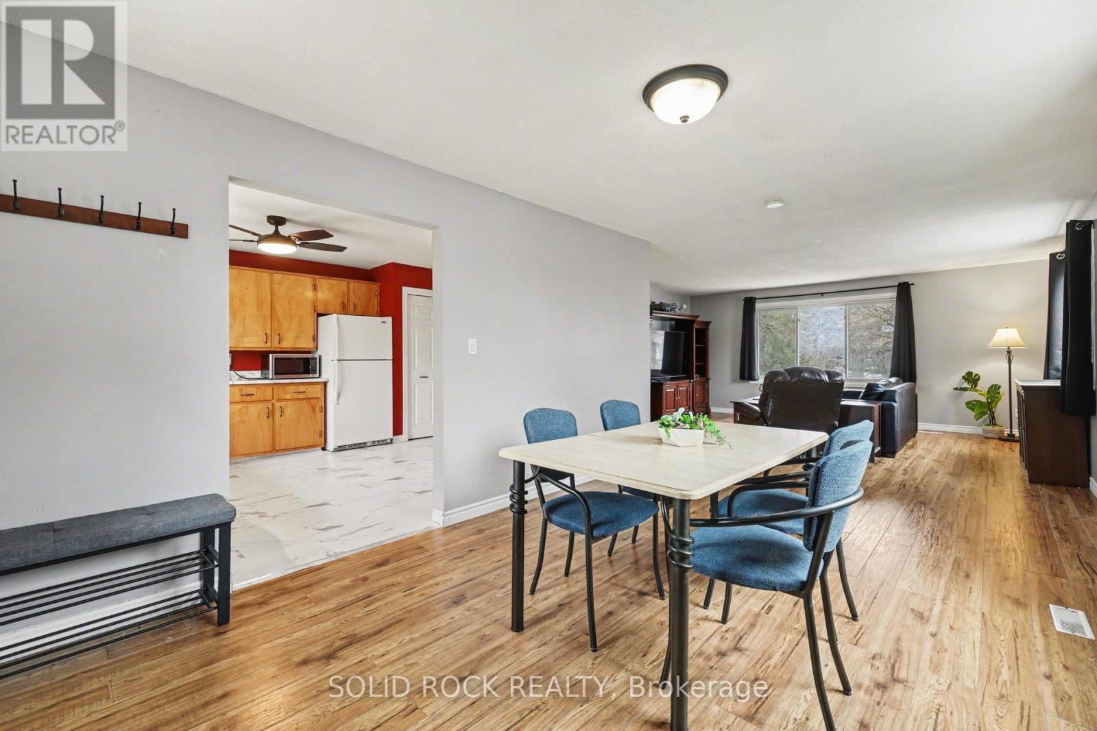 7 Leeds Street, Smiths Falls, Ontario  K7A 2M6 - Photo 8 - X12955894