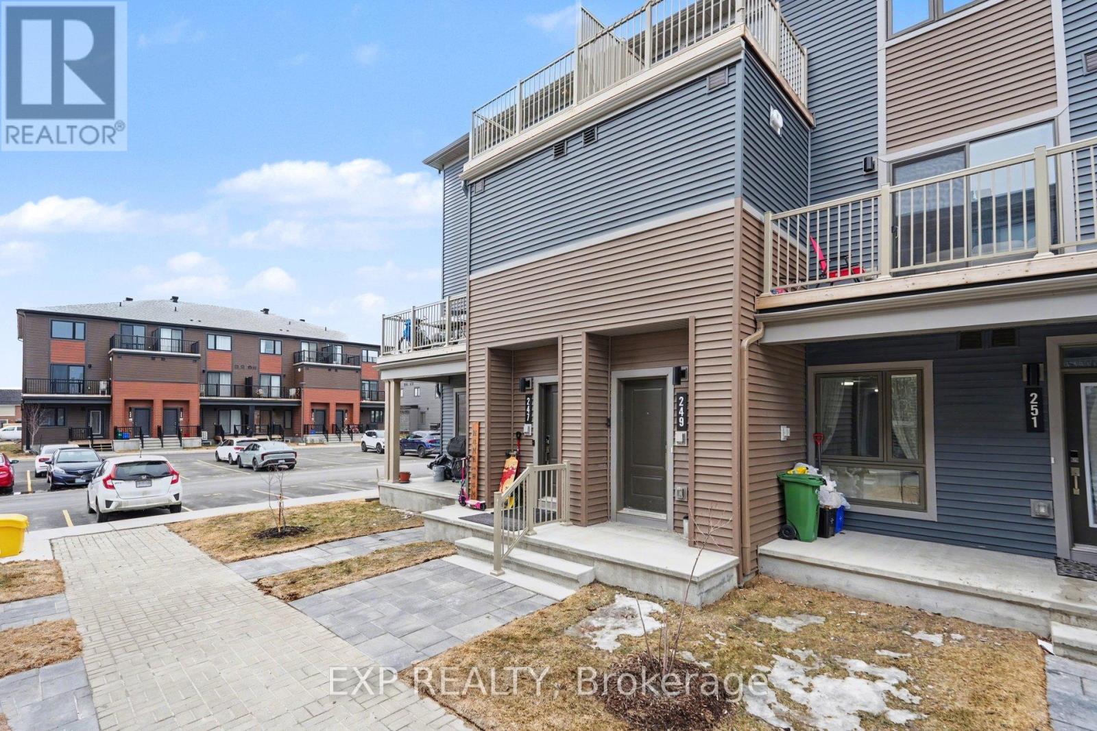 249 David Lewis Private, Ottawa, Ontario  K4A 1C4 - Photo 2 - X12955936