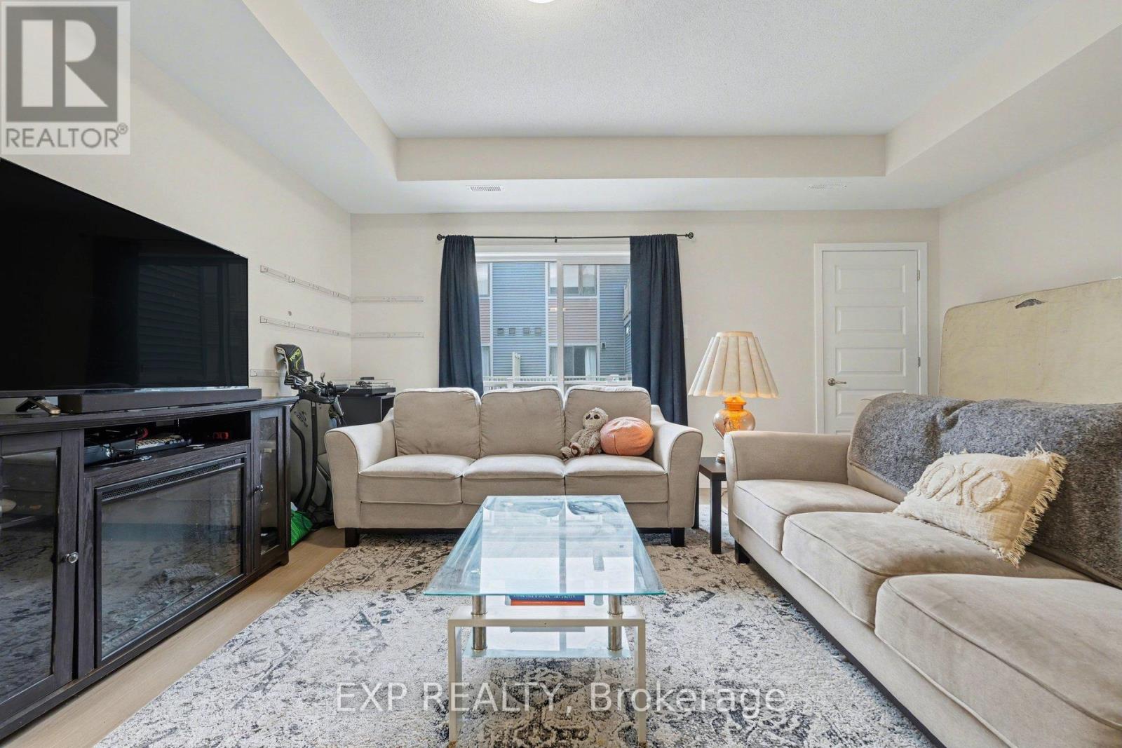 249 David Lewis Private, Ottawa, Ontario  K4A 1C4 - Photo 4 - X12955936