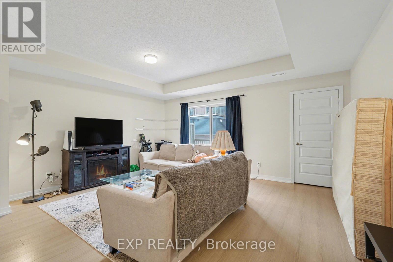 249 David Lewis Private, Ottawa, Ontario  K4A 1C4 - Photo 7 - X12955936