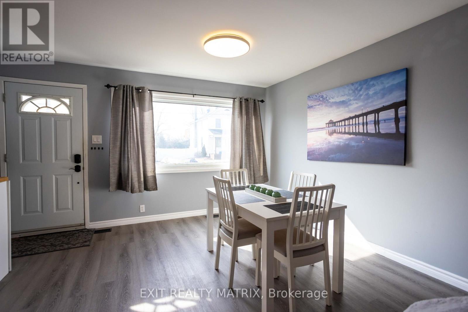 474 Queen Street, North Dundas, Ontario  K0C 2K0 - Photo 3 - X12955942