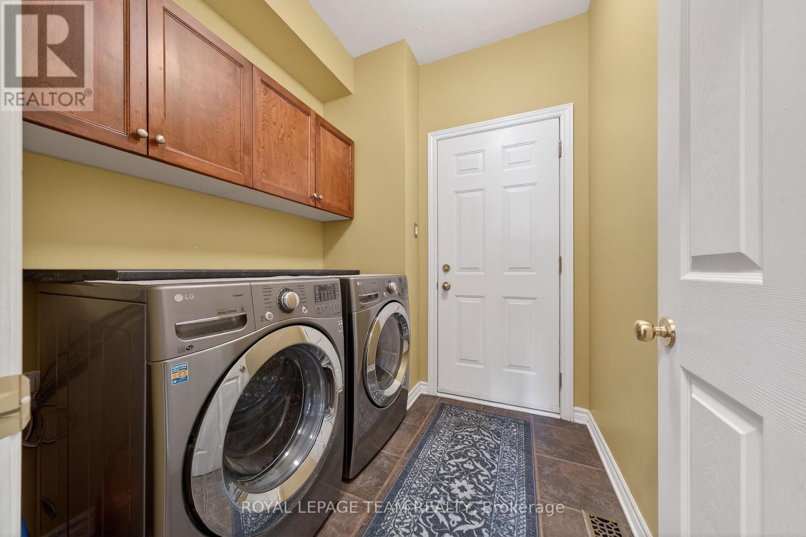 131 Spiritwood Drive, Ottawa, Ontario  K2M 3A2 - Photo 19 - X12955944