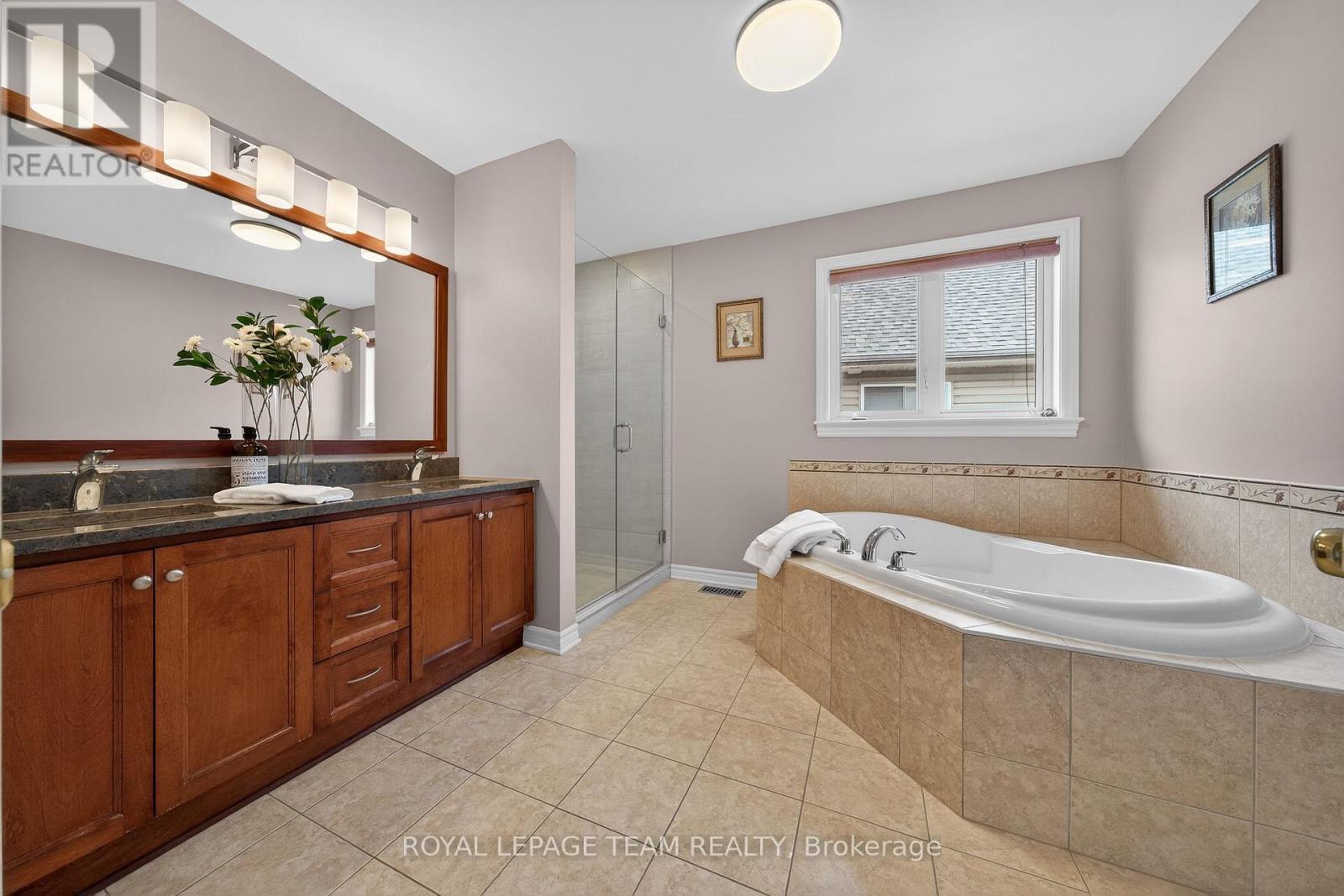 131 Spiritwood Drive, Ottawa, Ontario  K2M 3A2 - Photo 26 - X12955944