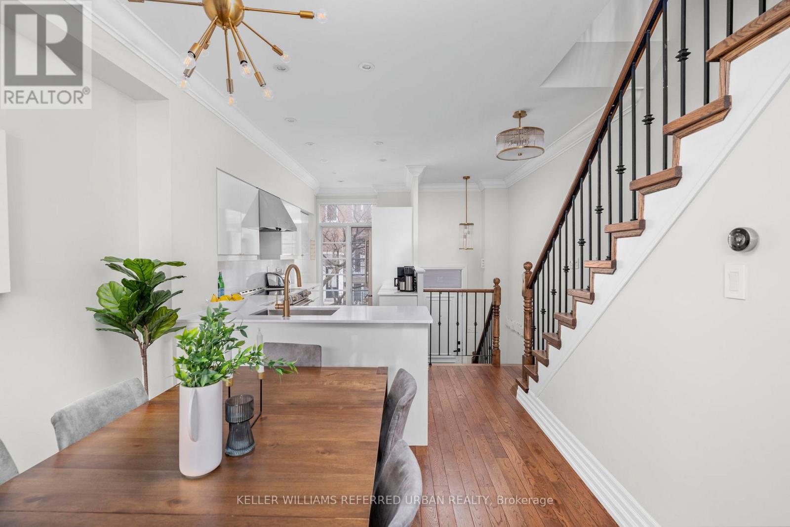 23 East York Avenue, Toronto, Ontario  M4K 3Z8 - Photo 11 - E12955892