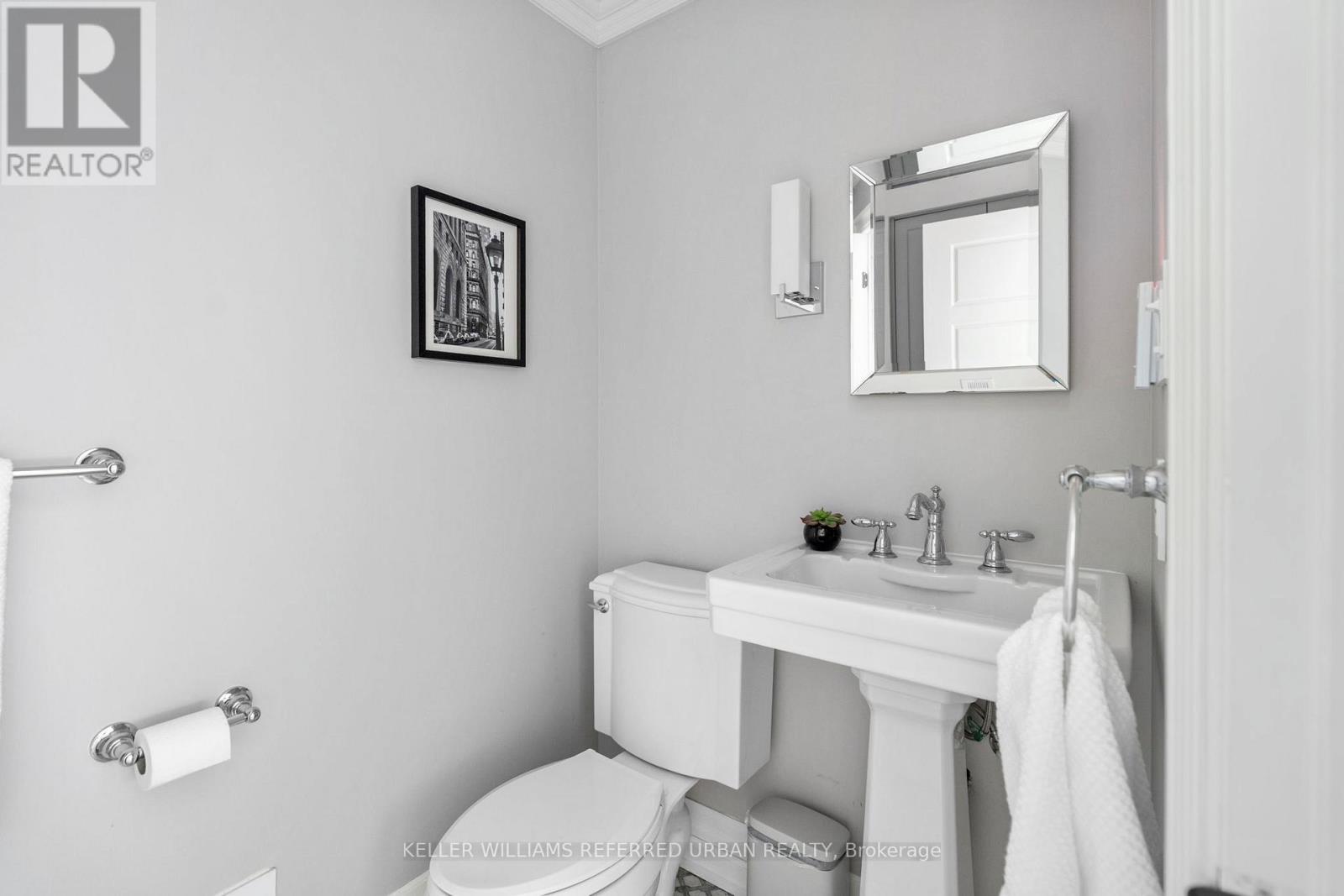 23 East York Avenue, Toronto, Ontario  M4K 3Z8 - Photo 39 - E12955892