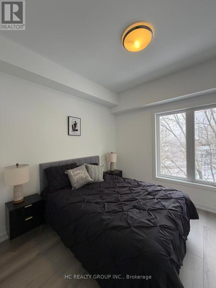 23 Calamint Lane, Toronto, Ontario  M1W 2H1 - Photo 8 - E12955932