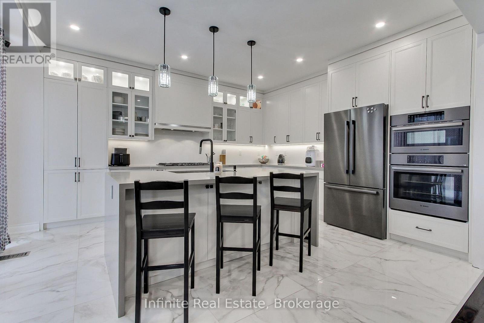 27 Selby Crescent, Bradford West Gwillimbury, Ontario  L3Z 0V4 - Photo 17 - N12859668