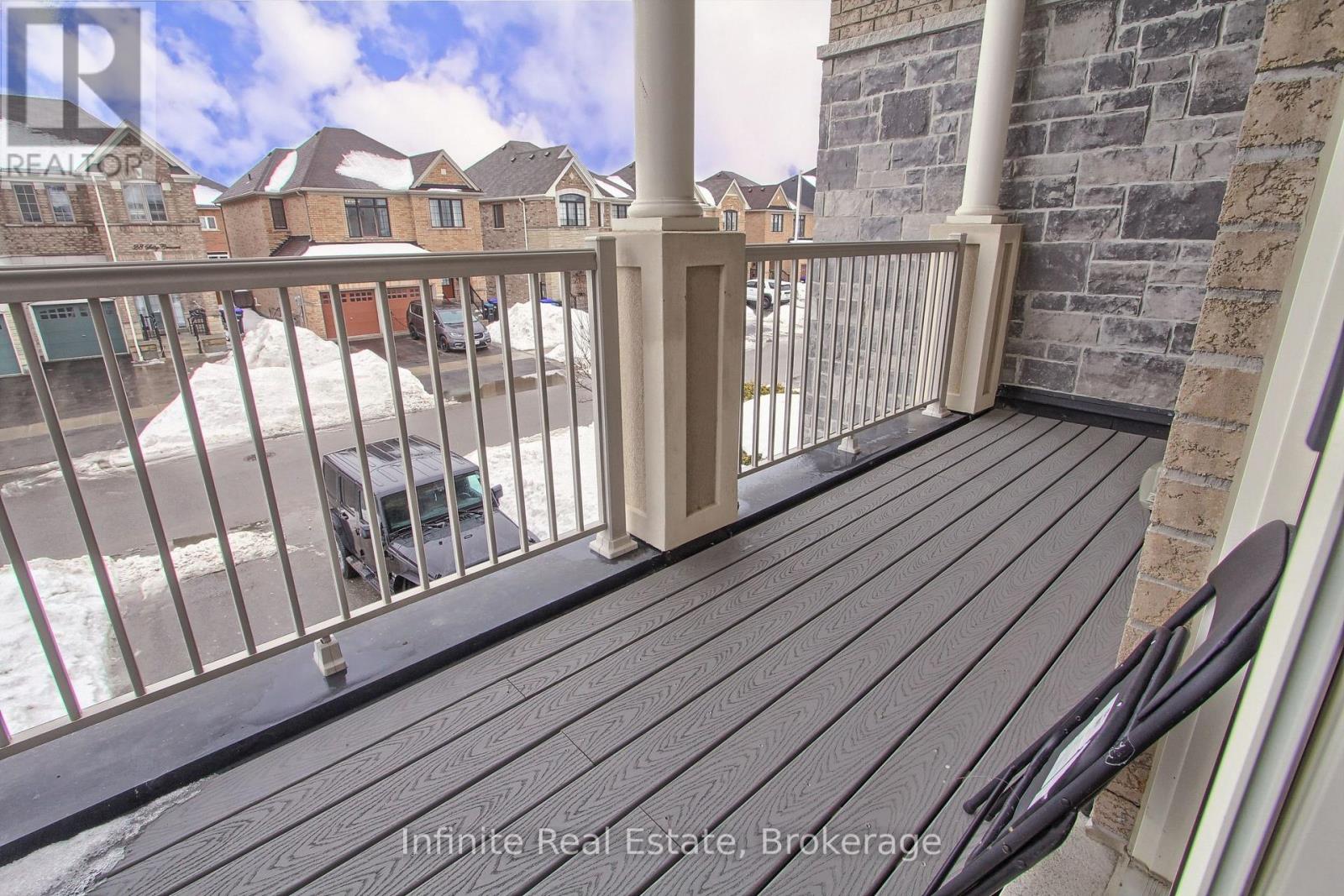 27 Selby Crescent, Bradford West Gwillimbury, Ontario  L3Z 0V4 - Photo 48 - N12859668