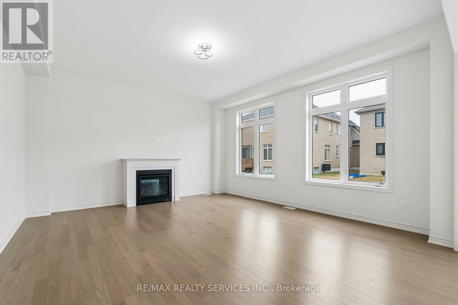 25 Bellflower Crescent, Adjala-Tosorontio, Ontario  L0G 1W0 - Photo 16 - N12926222