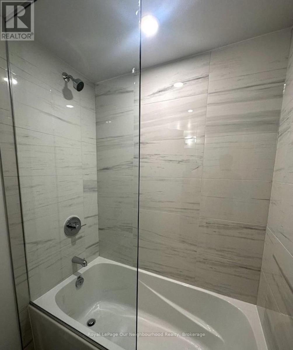 3810 - 195 Commerce Street, Vaughan, Ontario L4K 0P9 - Photo 9 - N12955906