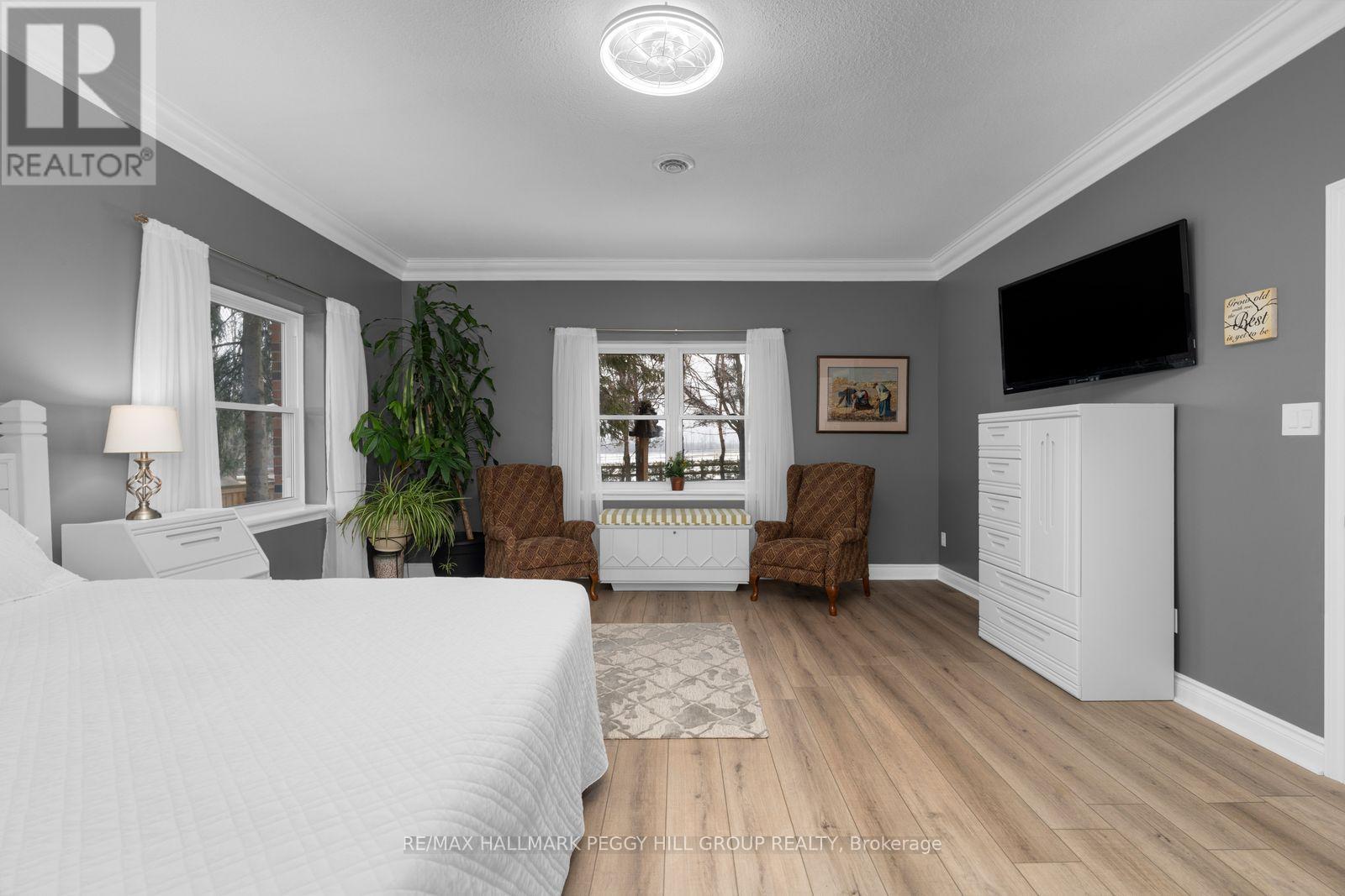 1341 Old Barrie Road W, Oro-Medonte, Ontario  L0L 2L0 - Photo 9 - S12955890