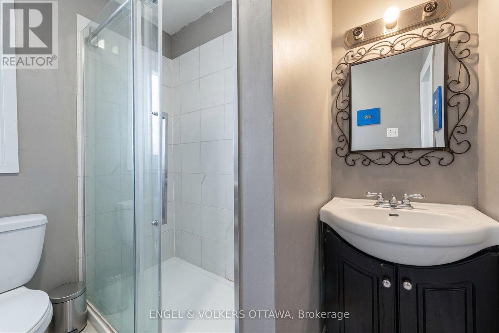 176 Arlington Avenue, Ottawa, Ontario  K1R 5S7 - Photo 25 - X12881804