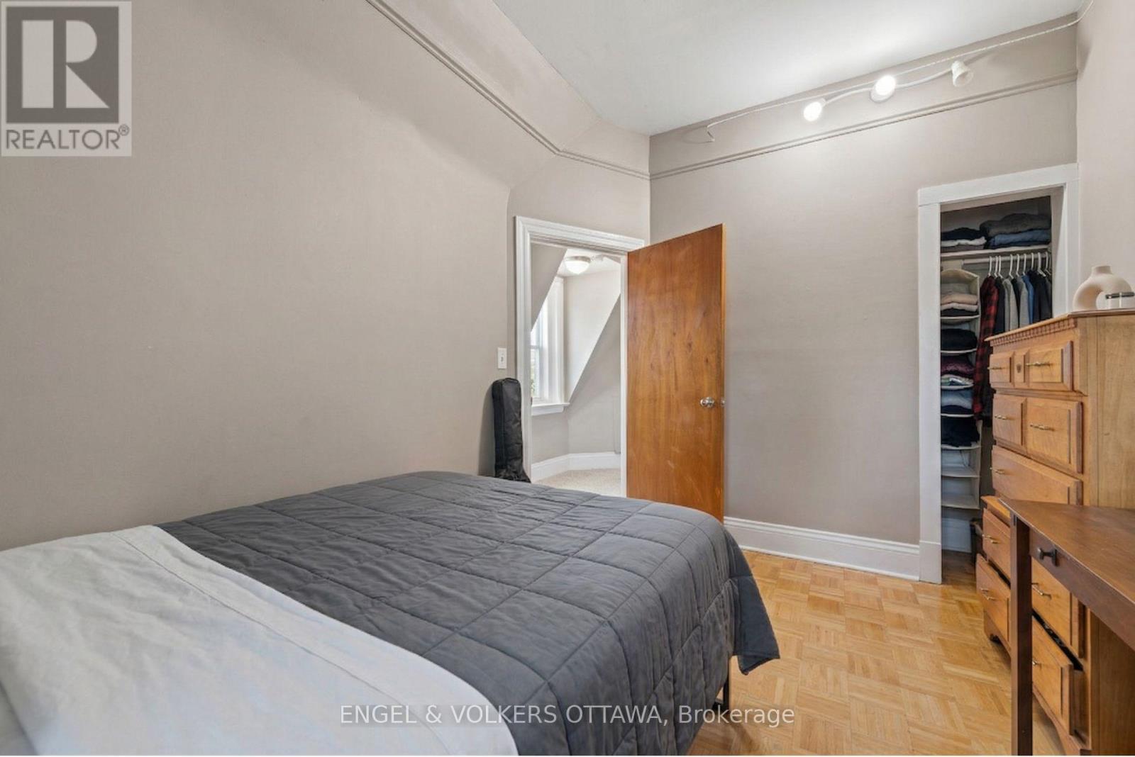 176 Arlington Avenue, Ottawa, Ontario  K1R 5S7 - Photo 28 - X12881804