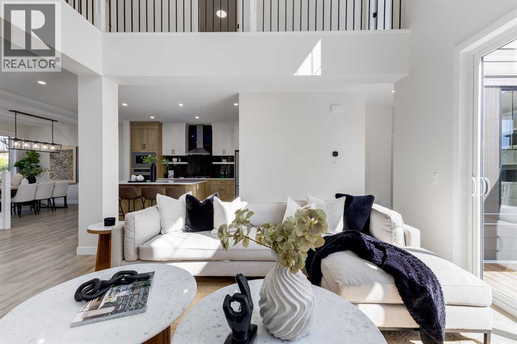 48 Treeline Lane SW, Calgary, Alberta  T2Y 0S2 - Photo 8 - A2278911