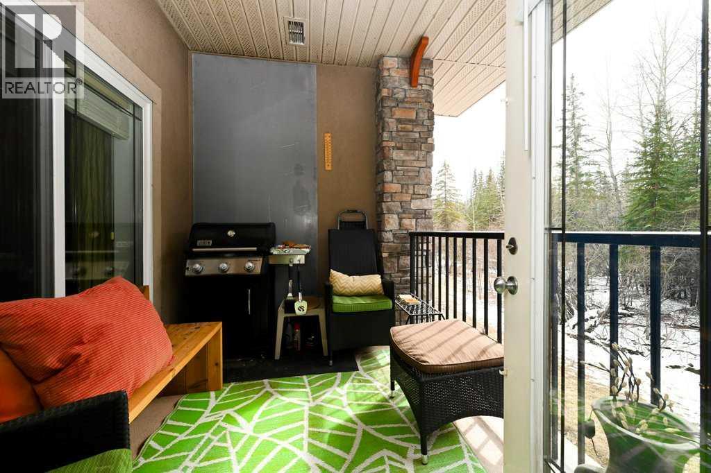 108, 20 Discovery Ridge Close SW, Calgary, Alberta  T3H 5X4 - Photo 14 - A2296401