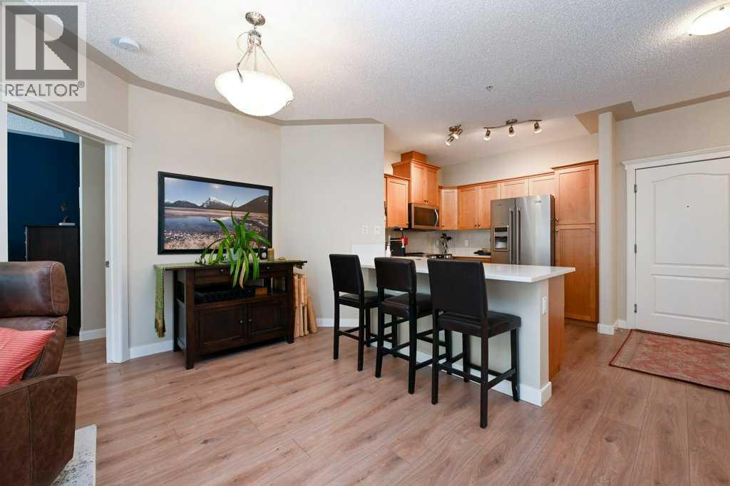 108, 20 Discovery Ridge Close SW, Calgary, Alberta  T3H 5X4 - Photo 8 - A2296401