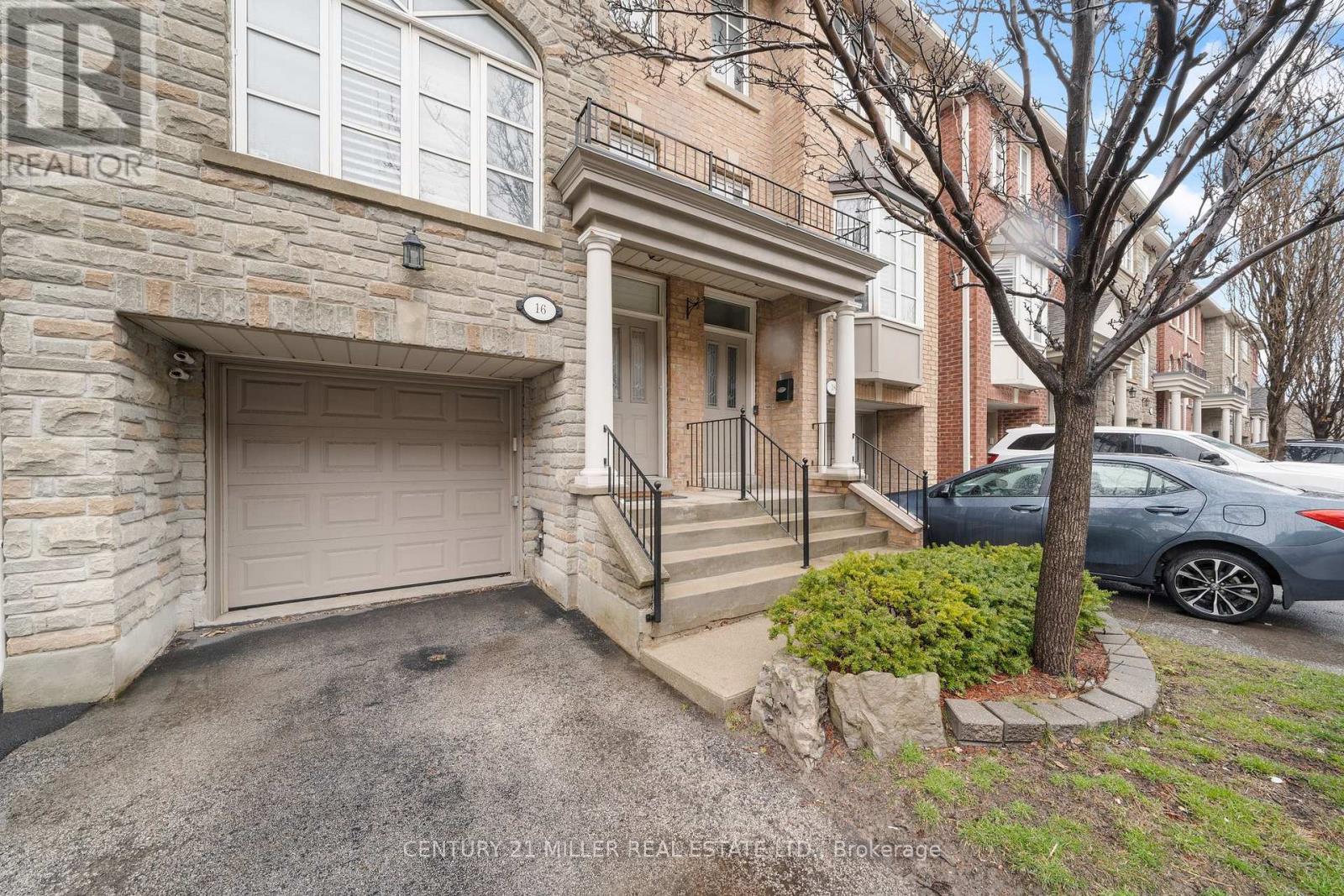 16 JAMES STOCK PATH, Toronto, Ontario