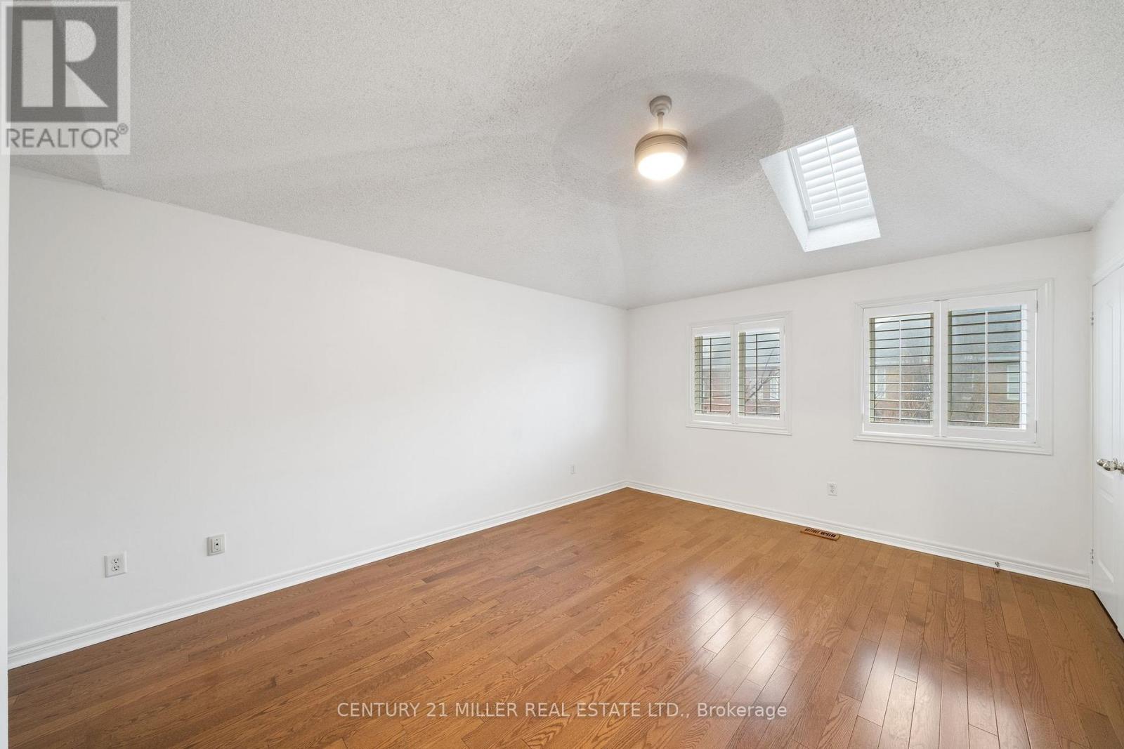 16 James Stock Path, Toronto, Ontario M8Z 6C6 - Photo 15 - W12955904