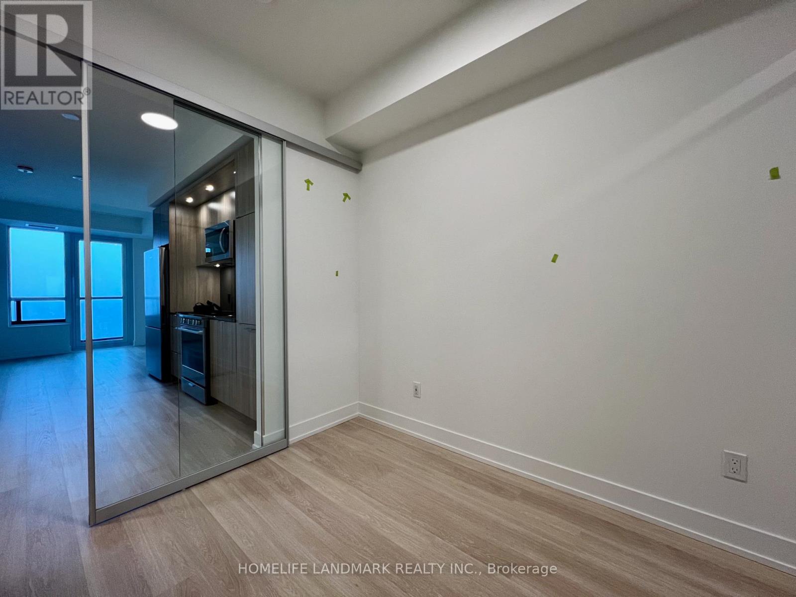 1302 - 60 Central Park Roadway, Toronto, Ontario M9A 0E6 - Photo 13 - W12955946