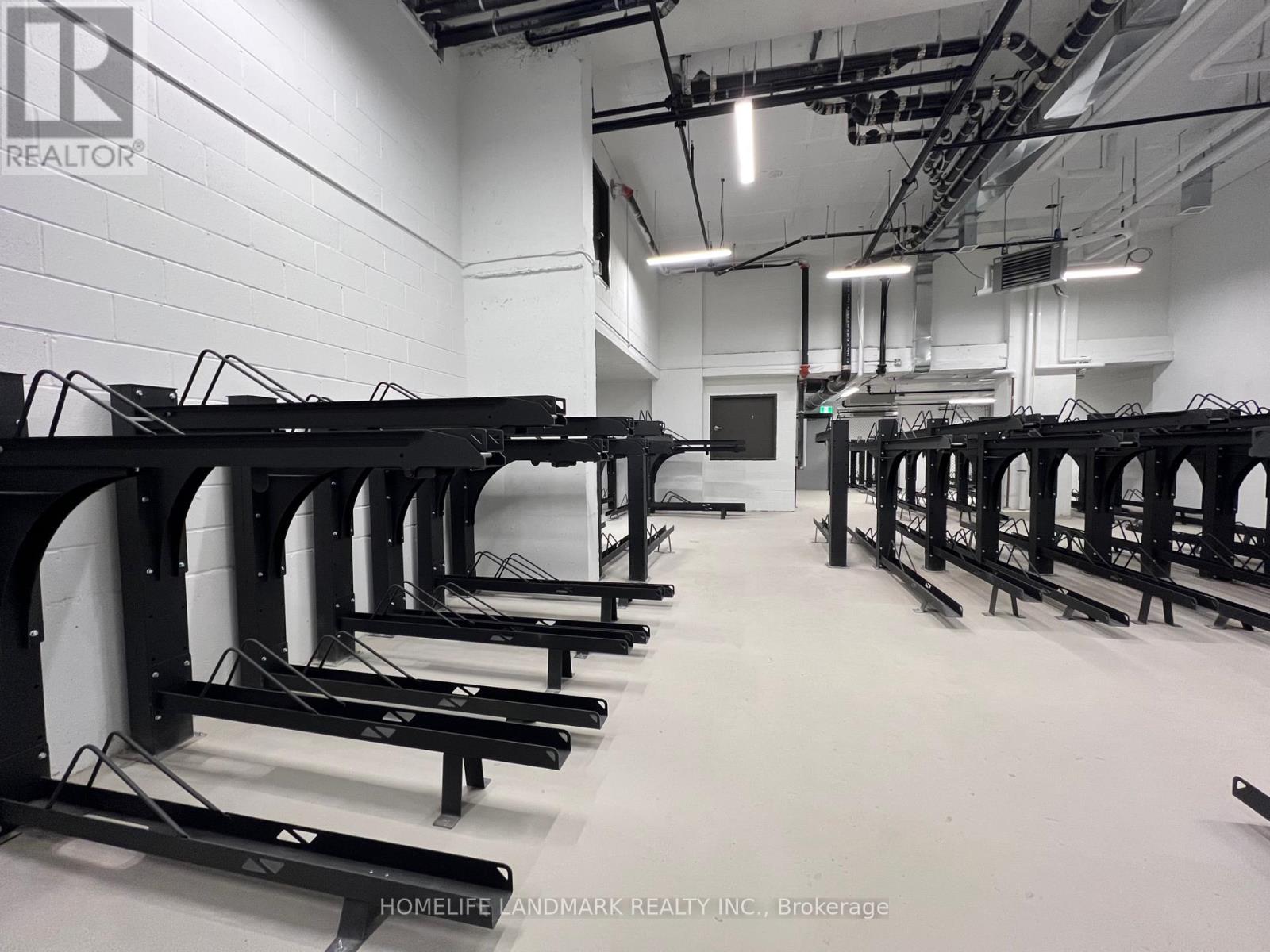 1302 - 60 Central Park Roadway, Toronto, Ontario M9A 0E6 - Photo 19 - W12955946