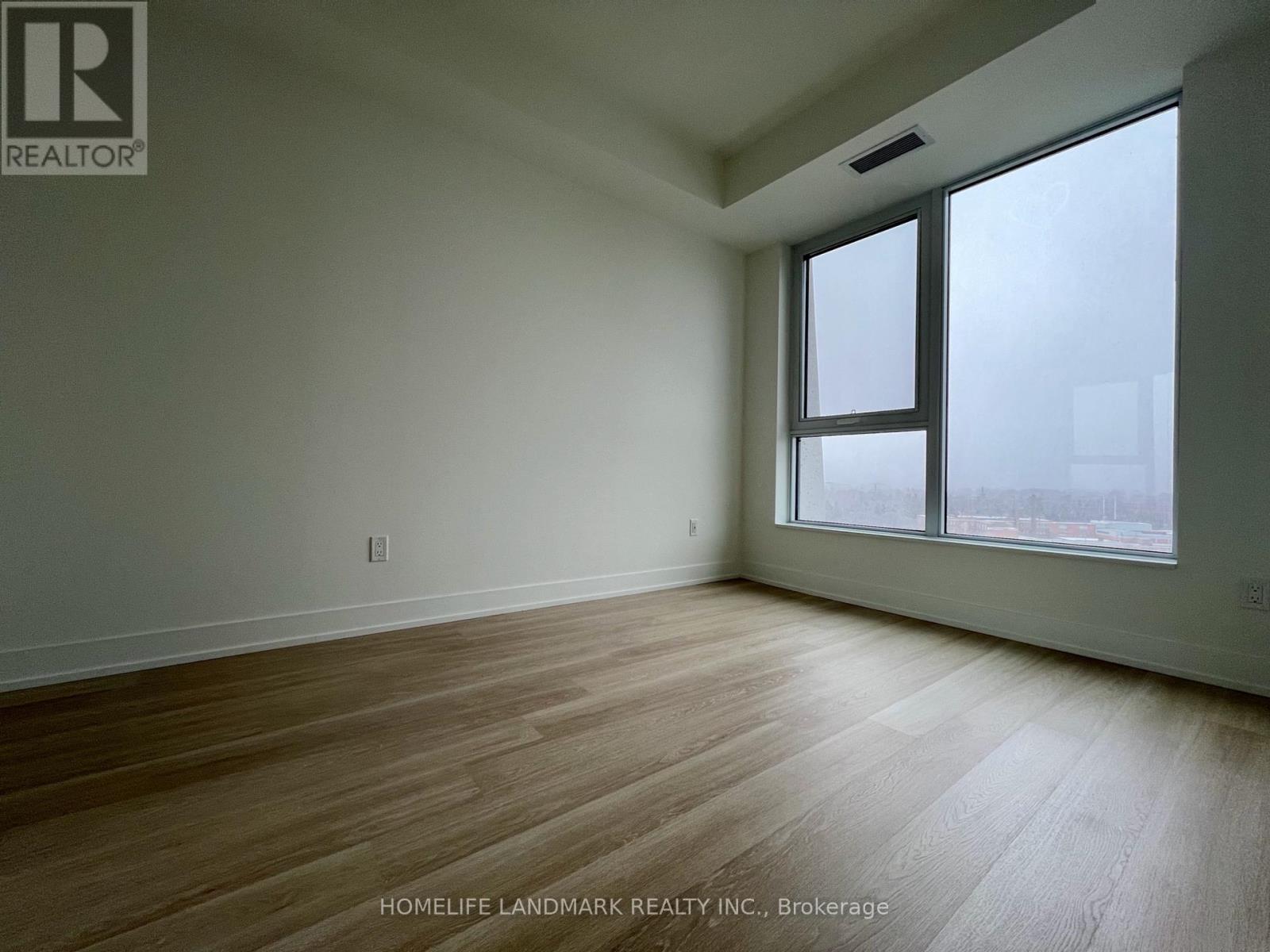 1302 - 60 Central Park Roadway, Toronto, Ontario M9A 0E6 - Photo 6 - W12955946