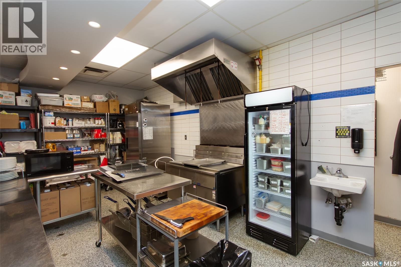 Bay C 1642 100th Street, North Battleford, Saskatchewan  S9A 0W6 - Photo 10 - SK031980