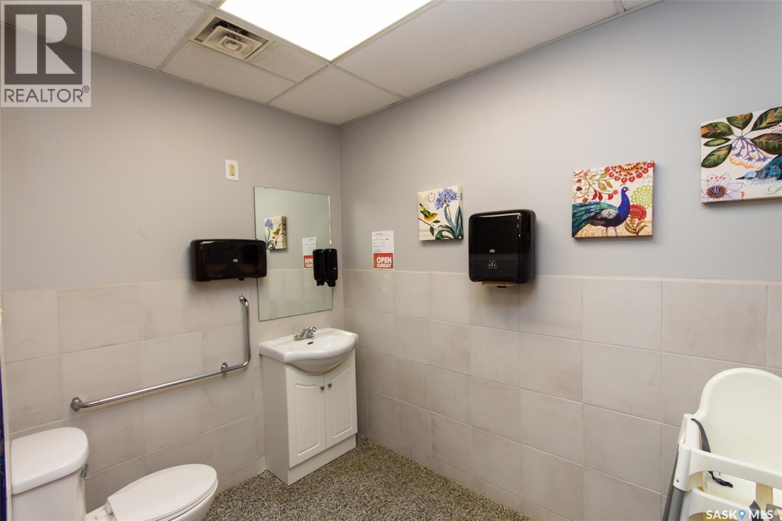 Bay C 1642 100th Street, North Battleford, Saskatchewan  S9A 0W6 - Photo 14 - SK031980