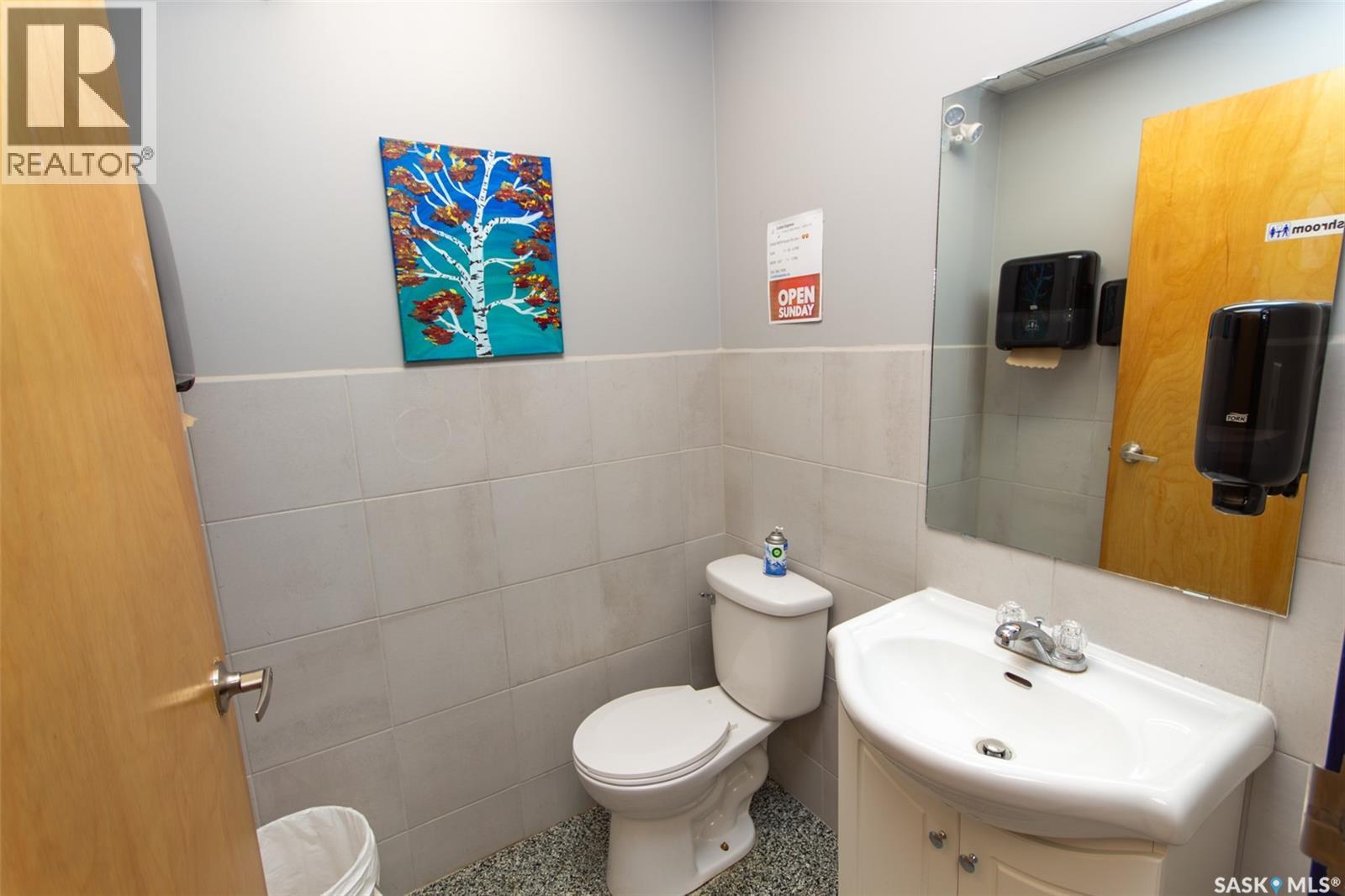 Bay C 1642 100th Street, North Battleford, Saskatchewan  S9A 0W6 - Photo 15 - SK031980