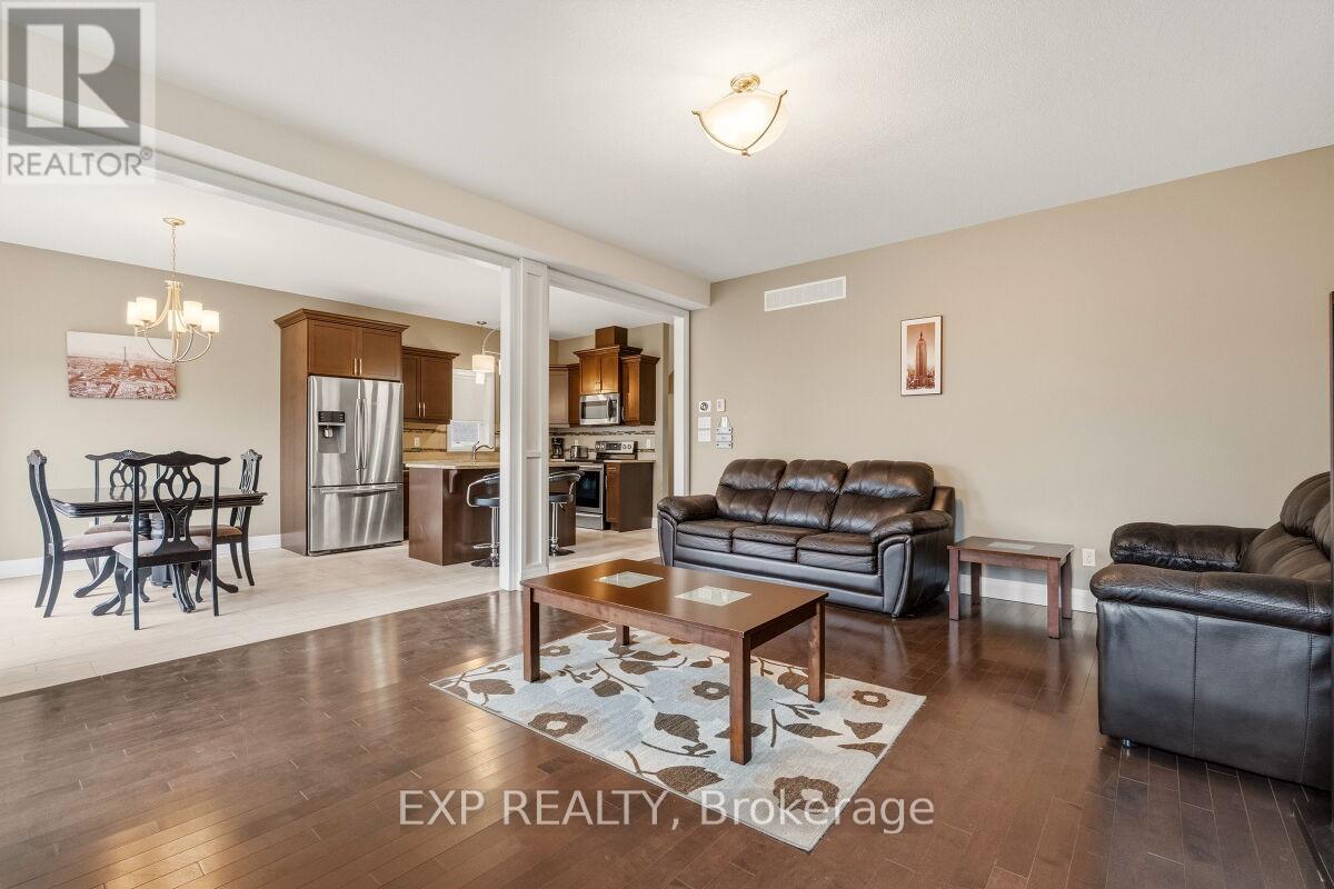 2091 Cherrywood Trail E, London North, Ontario  N6H 0C8 - Photo 14 - X12955902