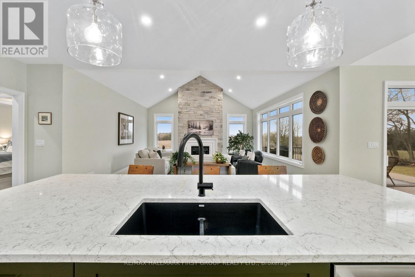 Unknown Address, ,     - Photo 14 - X12955910