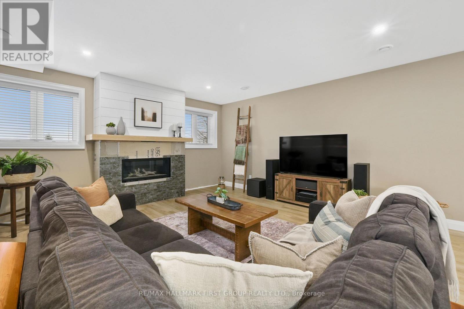 Unknown Address, ,     - Photo 37 - X12955910