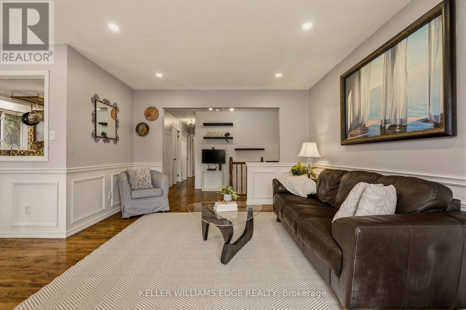 21 Milverton Close, Hamilton, Ontario  L0R 2H3 - Photo 9 - X12955914