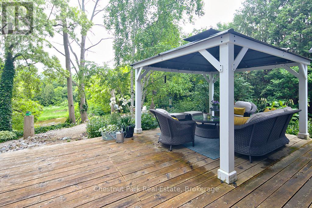 114 Clark Street, Blue Mountains, Ontario  N0H 1J0 - Photo 27 - X12938276