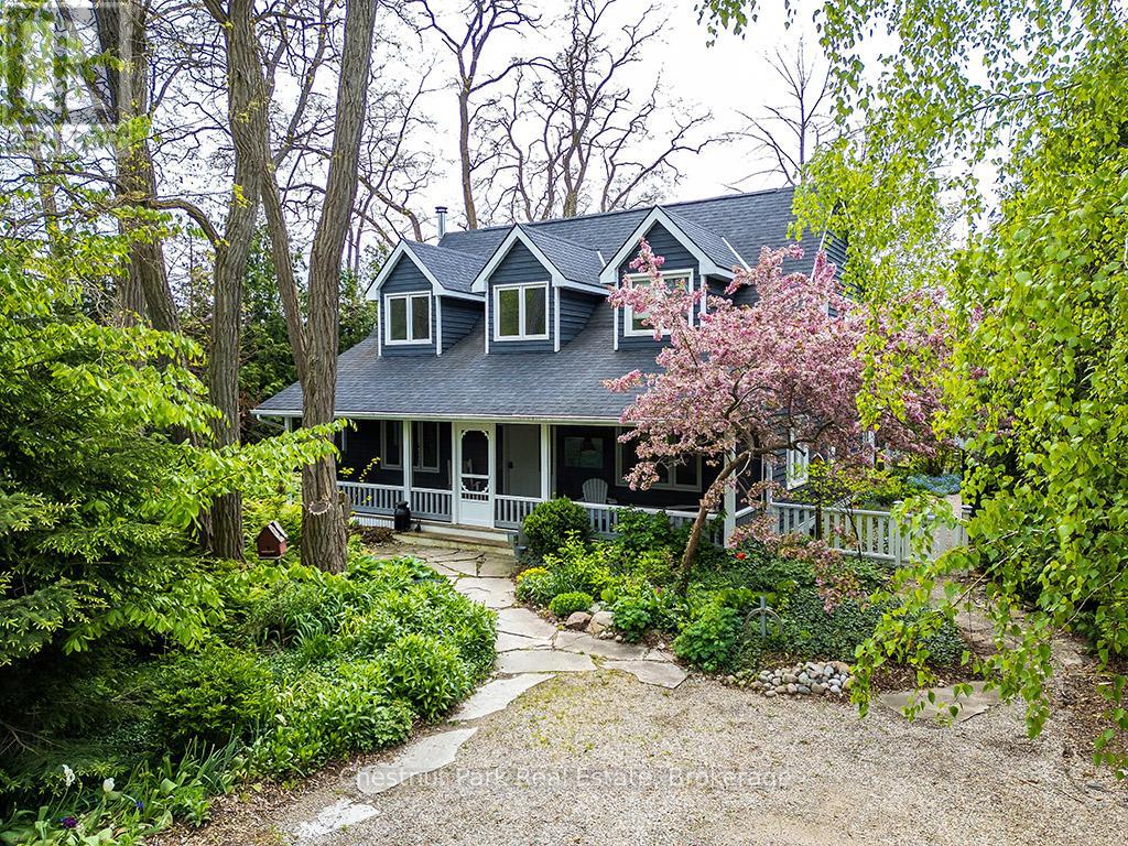 114 Clark Street, Blue Mountains, Ontario  N0H 1J0 - Photo 26 - X12938276