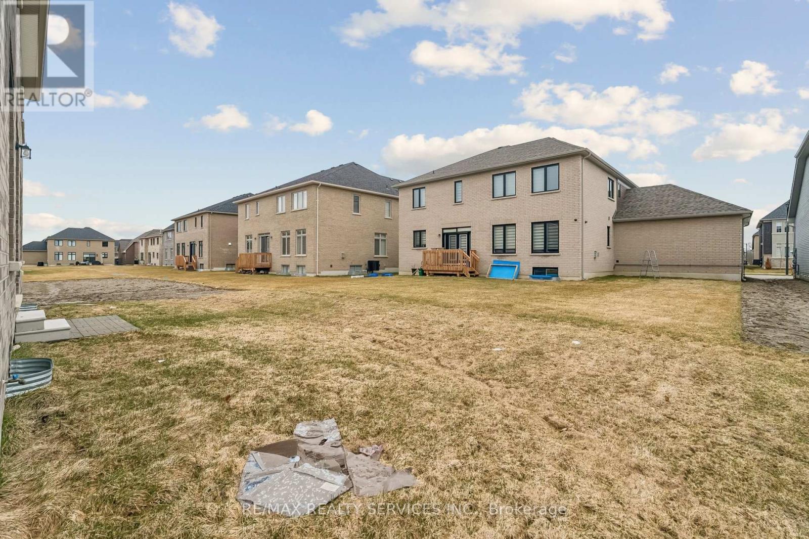 25 Bellflower Crescent, Adjala-Tosorontio, Ontario  L0G 1W0 - Photo 43 - N12926222