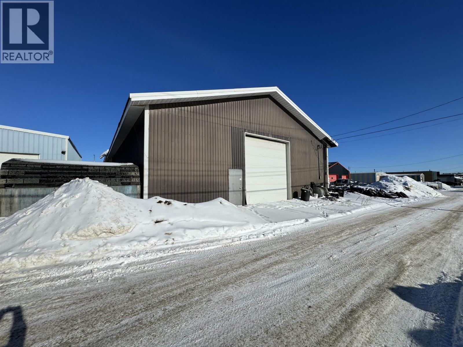 10307 95 Avenue, Fort St. John, British Columbia V1J 5J5 - Photo 2 - C8077576