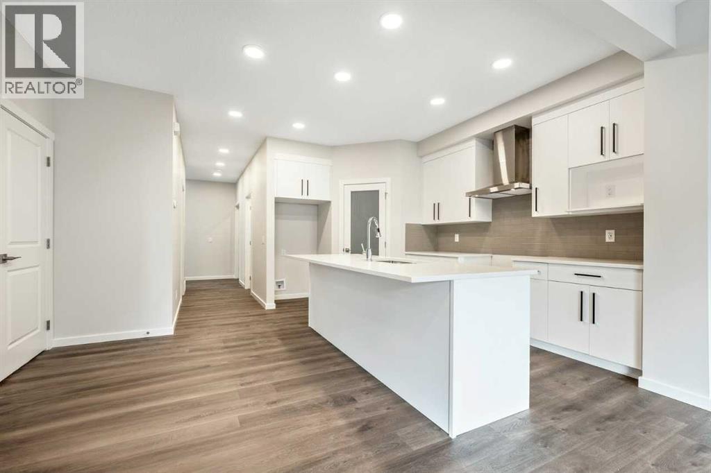 412 Heartwood Grove W, Calgary, Alberta  T2X 0T9 - Photo 3 - A2298163