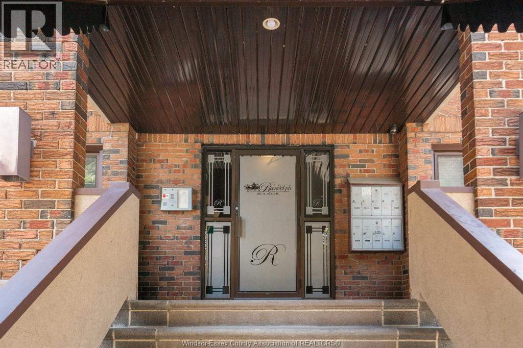 269 Randolph Place Unit# 4, Windsor, Ontario  N9B 2T2 - Photo 3 - 26006983
