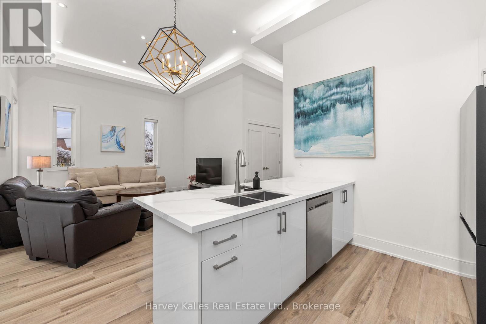 Unit A - 297 Seventh Street, Collingwood, Ontario L9Y 2B2 - Photo 13 - S12955978