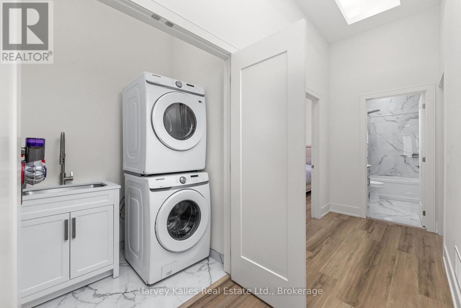 Unit A - 297 Seventh Street, Collingwood, Ontario L9Y 2B2 - Photo 14 - S12955978