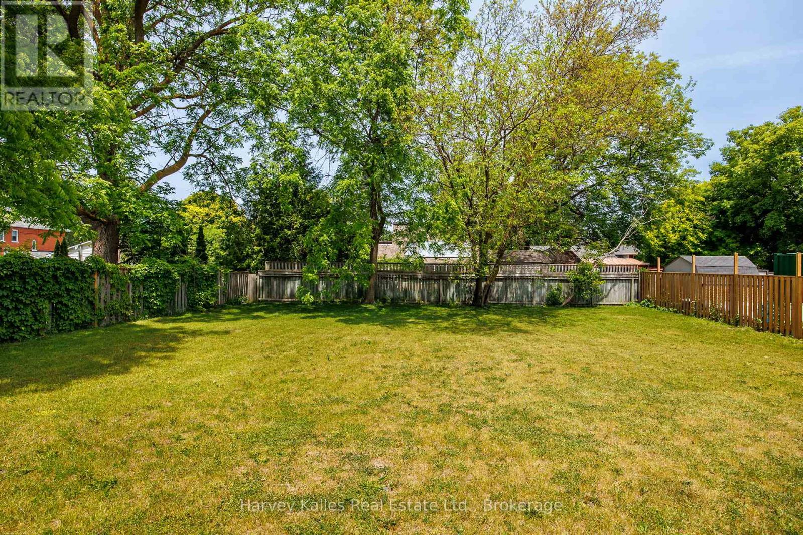 Unit A - 297 Seventh Street, Collingwood, Ontario L9Y 2B2 - Photo 24 - S12955978