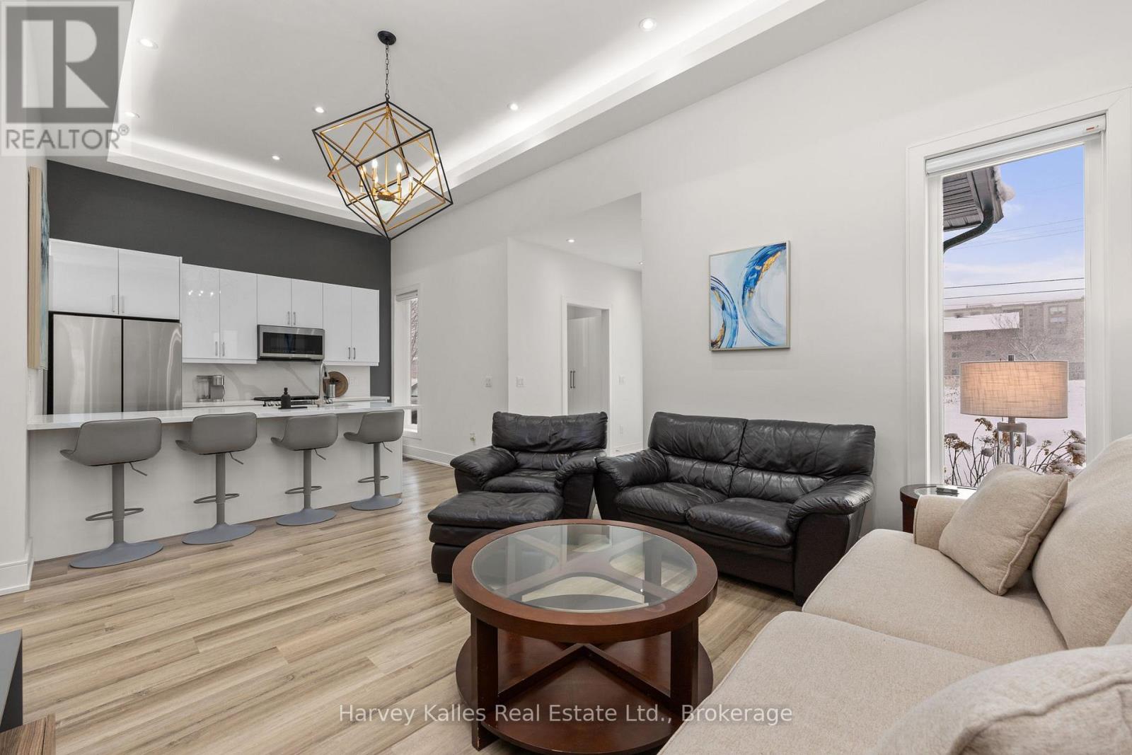 Unit A - 297 Seventh Street, Collingwood, Ontario L9Y 2B2 - Photo 9 - S12955978