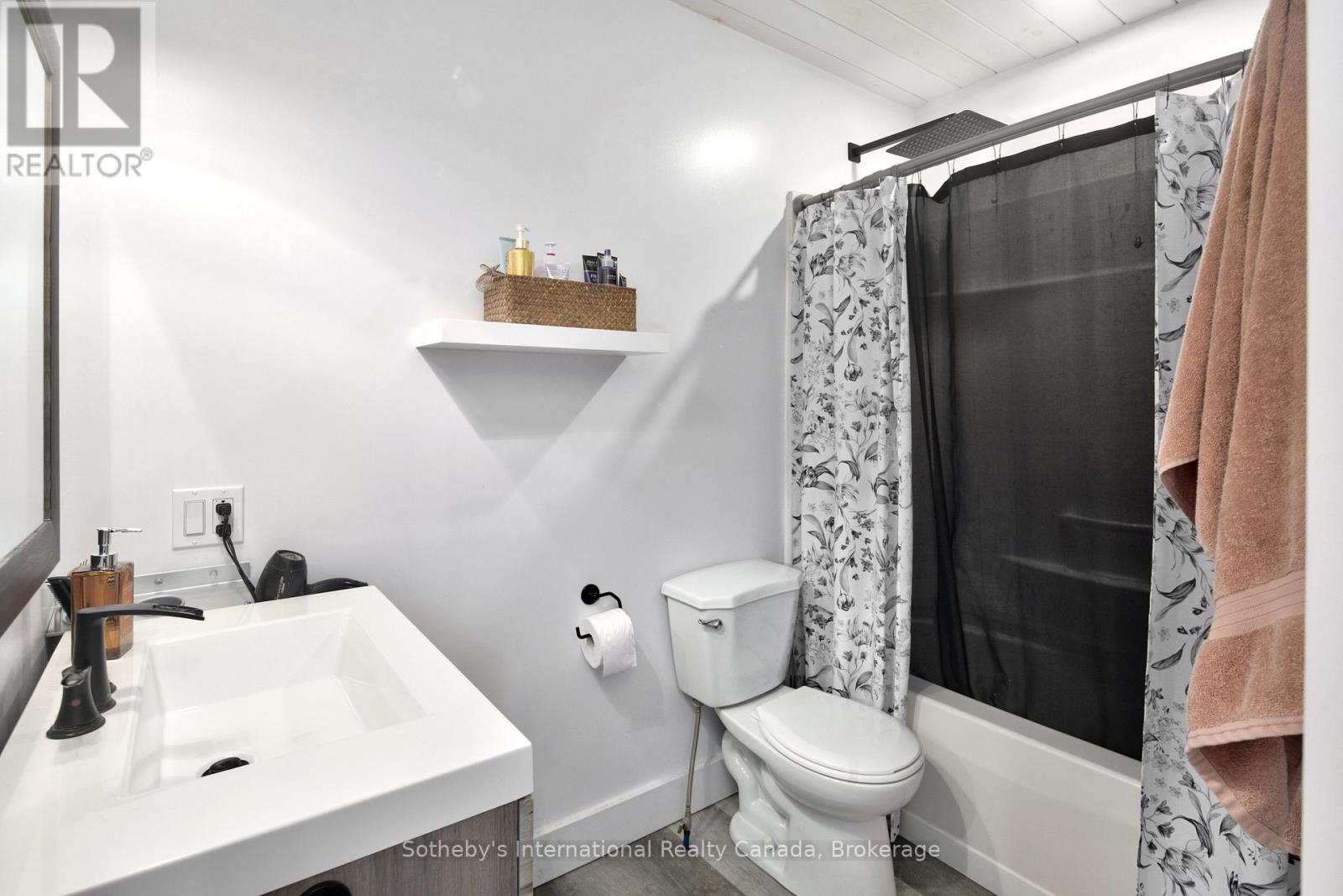 137840 Grey 12 Road, Meaford, Ontario  N4L 1W6 - Photo 23 - X12955950